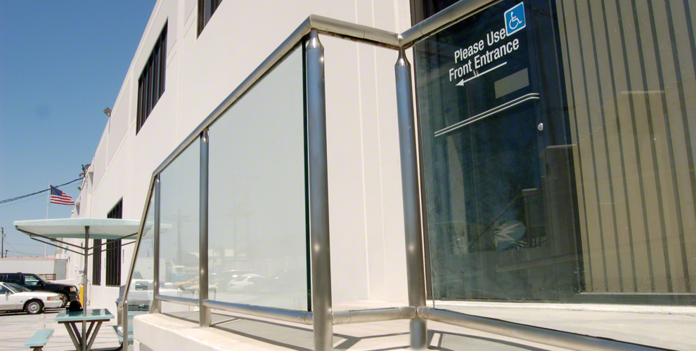 CRS Railing Systems Installation Image Gallery of C.R. Laurence TAPER